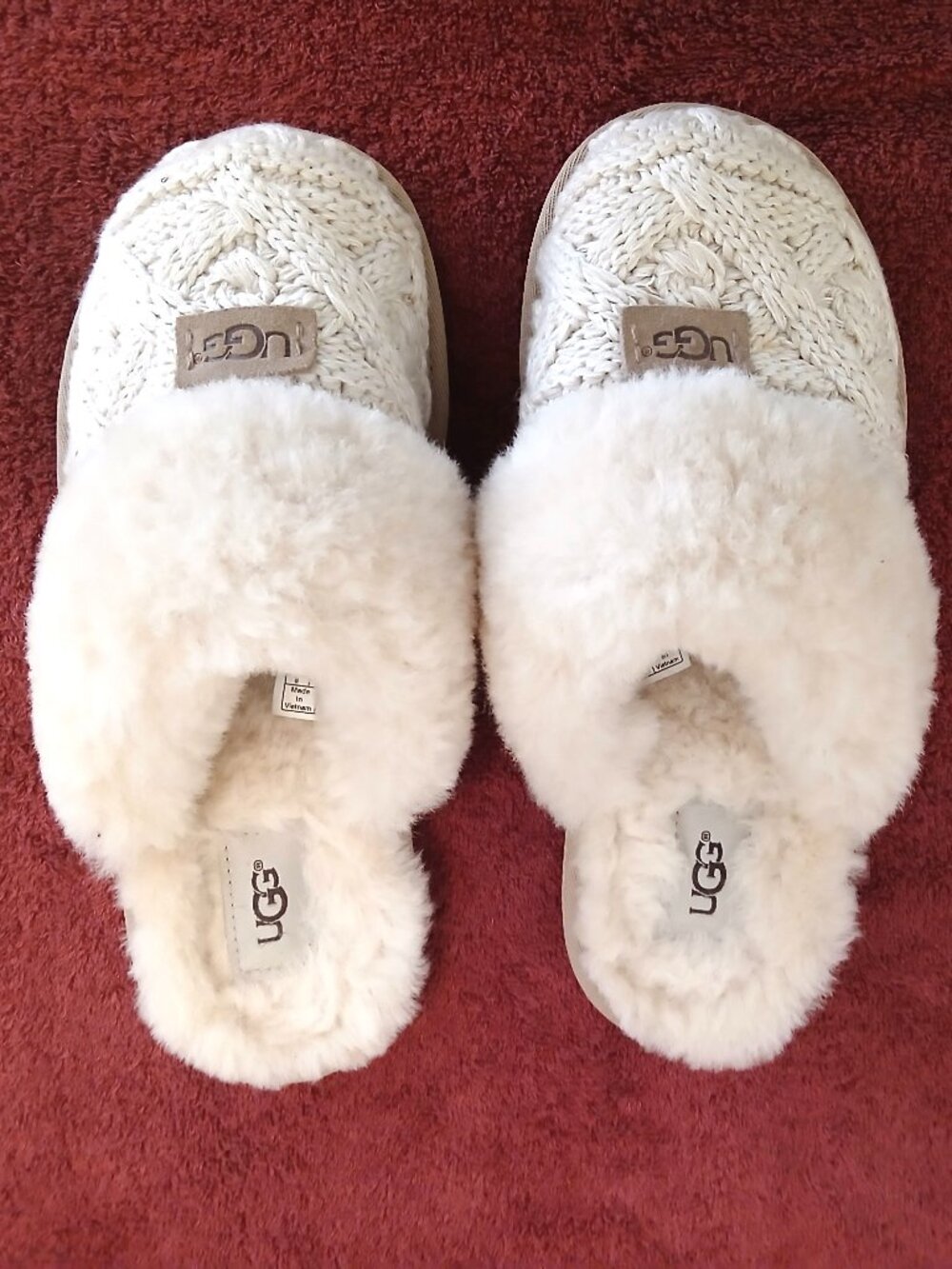 UGG Cozy Knit Cable slippers size 8